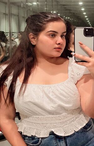 call girls in Daman
